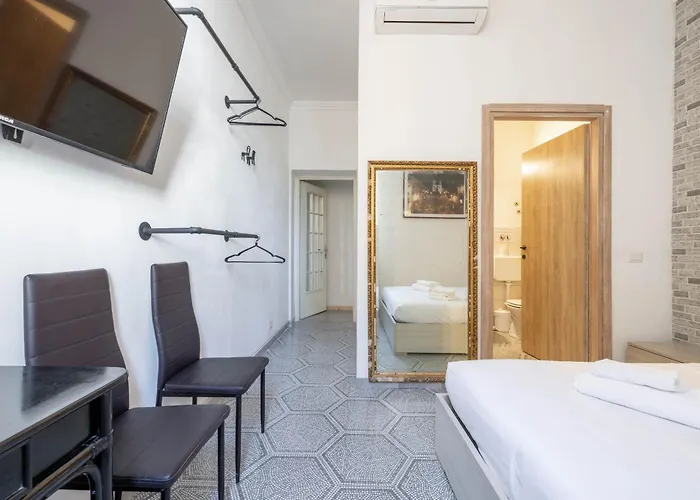 Vg Pantheon 5 Stelle Montecitorio Homestay