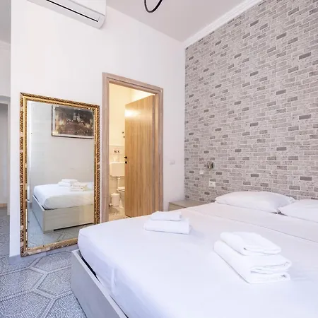 Vg Pantheon 5 Stelle Montecitorio Homestay szállás *